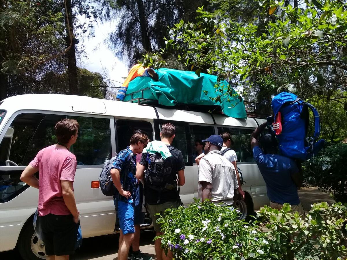 Хостел Milimani Backpackers Найроби Экстерьер фото